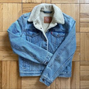 LEVI’S DENIM SHERPA JACKET